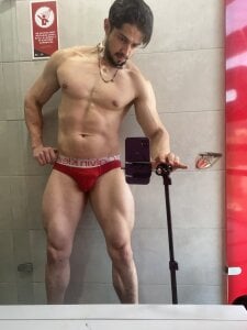 Axel-Cr0ss Public Pic 2
