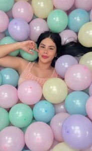 lararoberts_: balloons ( 3 фото)