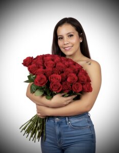 Saraleonel Public Pic 3