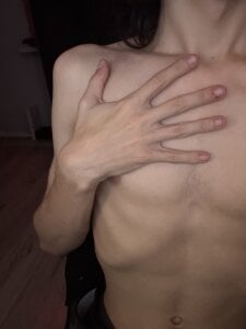 romanceteen Public Pic 4