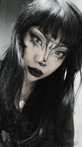 vampkitty_r Public Pic 3