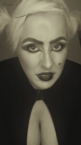 GoddessAlimony BLACK & WHITE HUMILIATION: PIGTAILS, PLIMSOLLS, AND POWER Hình 2