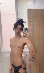 very sexy 🤤 de skyyfoxpraga  3 Imagens