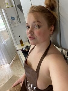 LisaWilliamss kitchen girl ✨✨ Pic 4