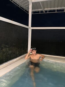 hoenika Public Hình