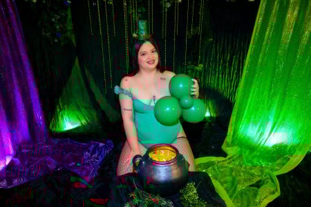 Tessa_Stone 🍀 Kiss Me, I’m Lucky Immagine  2