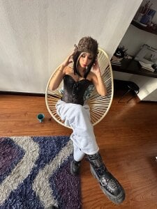 hisui_castles Big city life  4টি ছবি