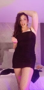 AvaStonee Casual pero peligrosa 🖤 Pic 5