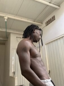 _Lowmaypalacios Public slika 2