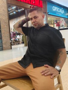 Alexander_Halls I love Me! Pic