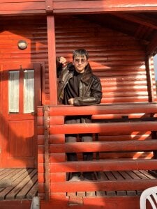 Sr_evann Me in the cabin зображення 5