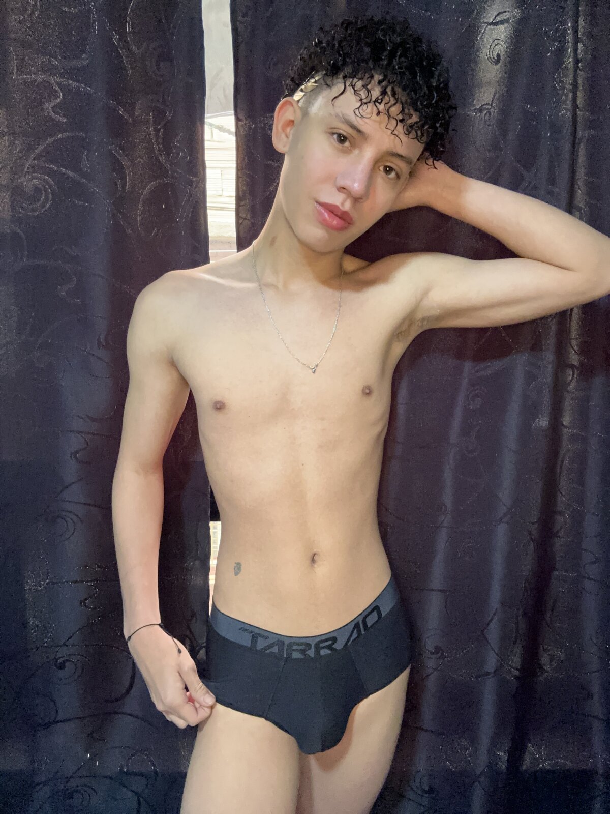 yoursexyjose 热门图片 2189