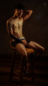 Golden skin de troy_rouge  5 photos