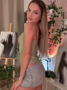 JulieLupo sweet for you Pic 3