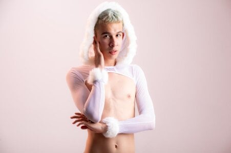 Juaan_Diick kullanıcısının showing how tender I am in the photo session albümü -  2 fotoğraf