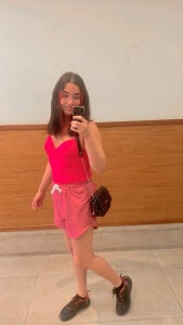 charlottekbp Photos with a red streak in my hair Pic 3