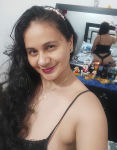 Sharon-Hot77 MI SELFIE Pic 5