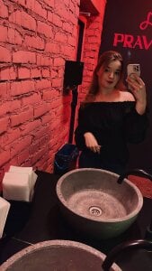 Public de nika-still  5 Imagens