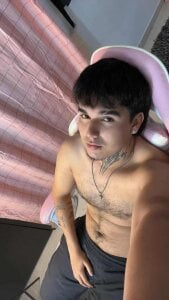 PrettyBoy_2412 Public Pic