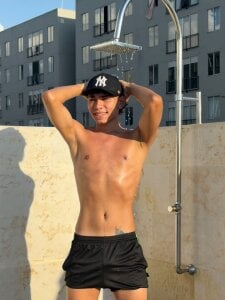 Daviid_laidd: rest day ☀️☀️ ( 2 фото)