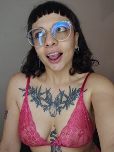 Tranmision de LanaGodard  4 Imagens