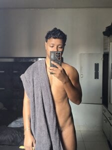 Robertmiller21 instagram: 2001_thompson Hình 2