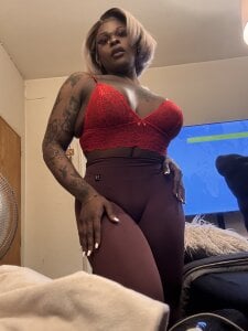 MizzErotixxxa4k Check me Pic 5