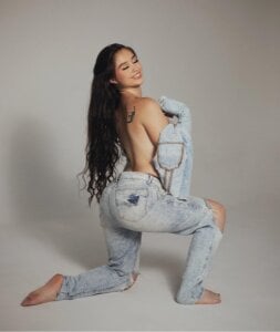 Amelia_Saenz_ 🤤 Tentation 🤤 Pic