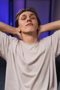 Adrian_Di Just look at that cutie ^^ Pic 6