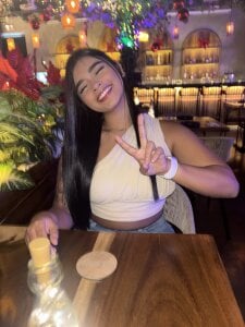 more of me🥥 de Allegra-Fiore  7 Imagens