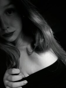 May_Stolerse Public Pic 2