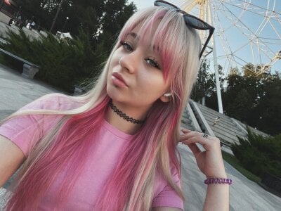 DanielleMyers Public Pic 5