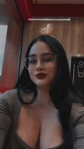 curvybabe7 Me🍒 Pic 9