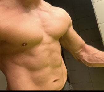 Leo8801 Body 圖片 2