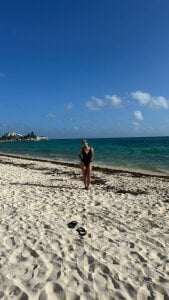 Raven_Witch_ Living the good life... with sun, beach, and sea vibes ☀️🏖️🌊 Pic 7