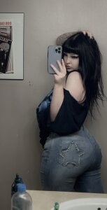 FaeKelly flirty pics Pic 6