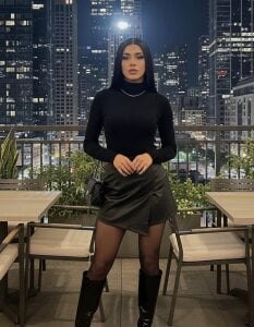 AlessaBraun relx Pic