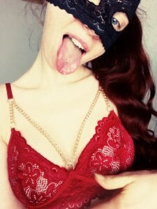 Scarlett_Electra Public Pic 2