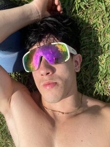 more about me de maxxcooper1  4 photos