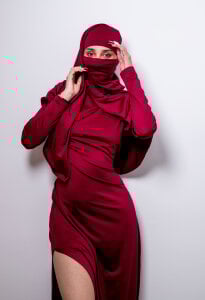 Ridwana_ The elegant and naughty can inhabit the same body 😏👠 Pic 5