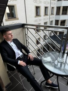 Tommy_Lidds Tommy is a gentleman Bilde 3