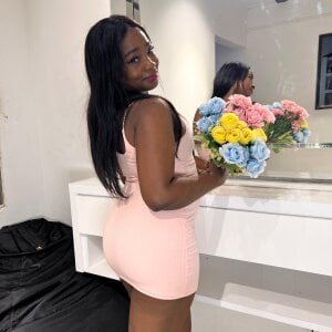 GabyyJones NATURAL CHARM 🌸 Pic 4