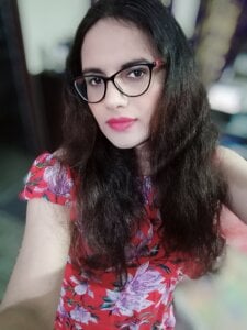 ShemaleLilyRandi Public Pic 5