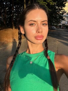 Ellzaa_ Public Pic 3