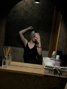 BonnieCantrill Public Pic 4