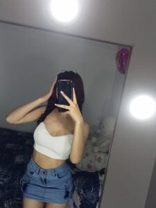 dakotaa_01 ME... .🍒 Pic