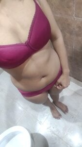 Moody-girl1: Public ( 2 фото)