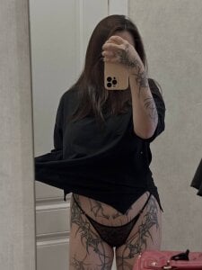 Yuriko_May Public Pic