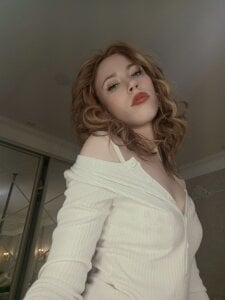 Lola_Gilbert Public Pic