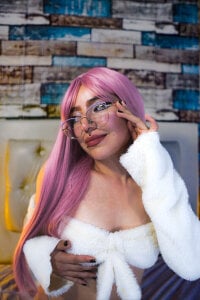 Red_VelvetBunny Cute outfit with a pink wig Pic 4